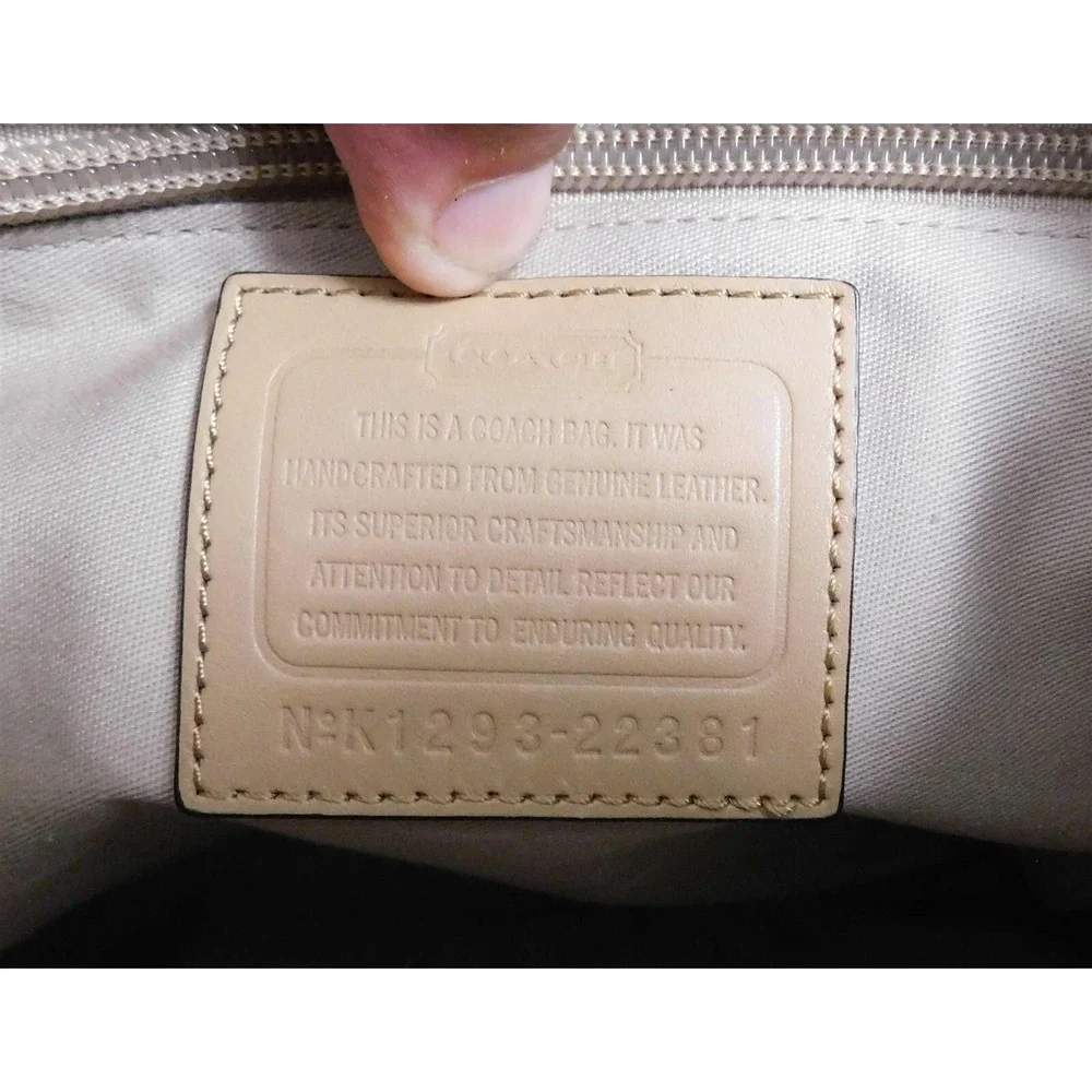 Coach 22381 Courtenay Camel Beige Leather Front Pocket‎ Hobo Bag